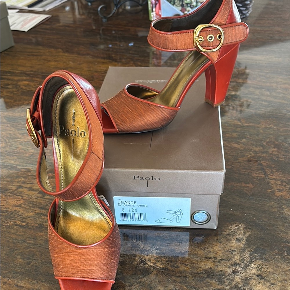 8.5 N Dark Orange fabric & leather sandal